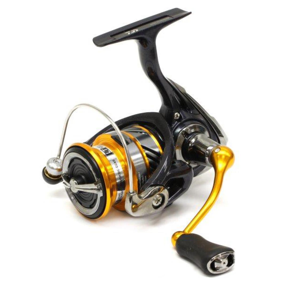 

Катушка безынерционная 19 REVROS LT 2000 DAIWA, 10221-201
