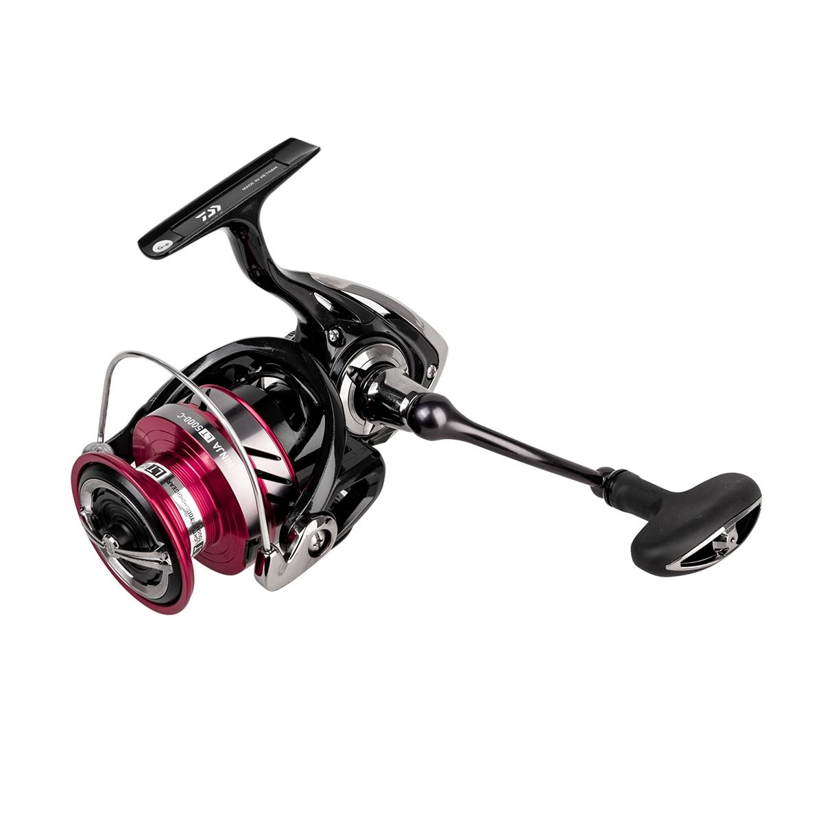 

Катушка безынерционная 18 NINJA LT5000-C, 0069659 DAIWA, 10219-500