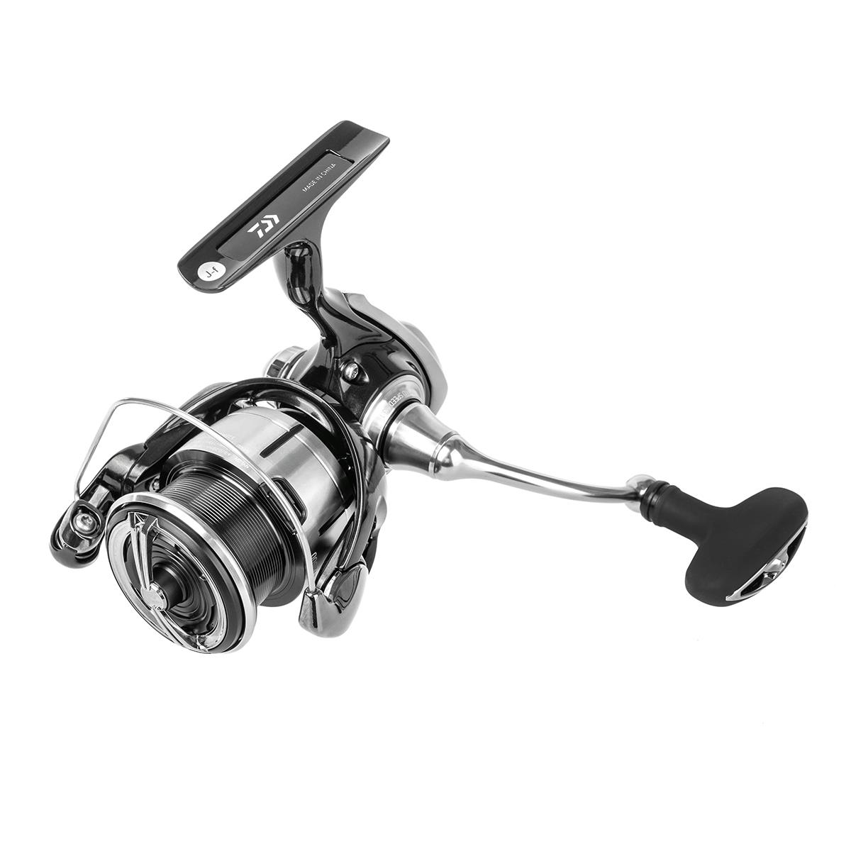 Катушка безынерционная 23 LEXA LT 2500 (00061141) DAIWA