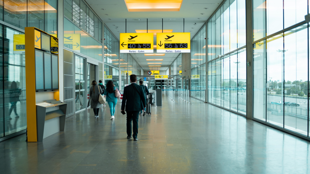 Зона регистрации пассажиров в аэропорту
